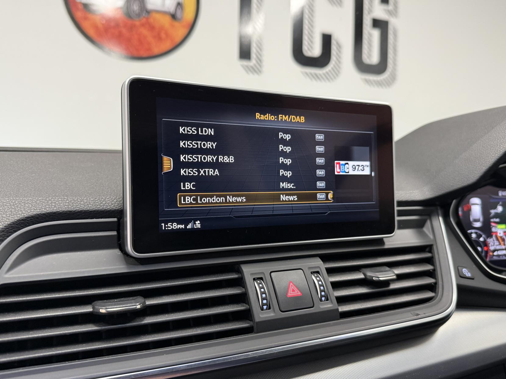 Audi Q5 2.0 TDI Sport SUV 5dr Diesel S Tronic quattro Euro 6 (s/s) (190 ps)