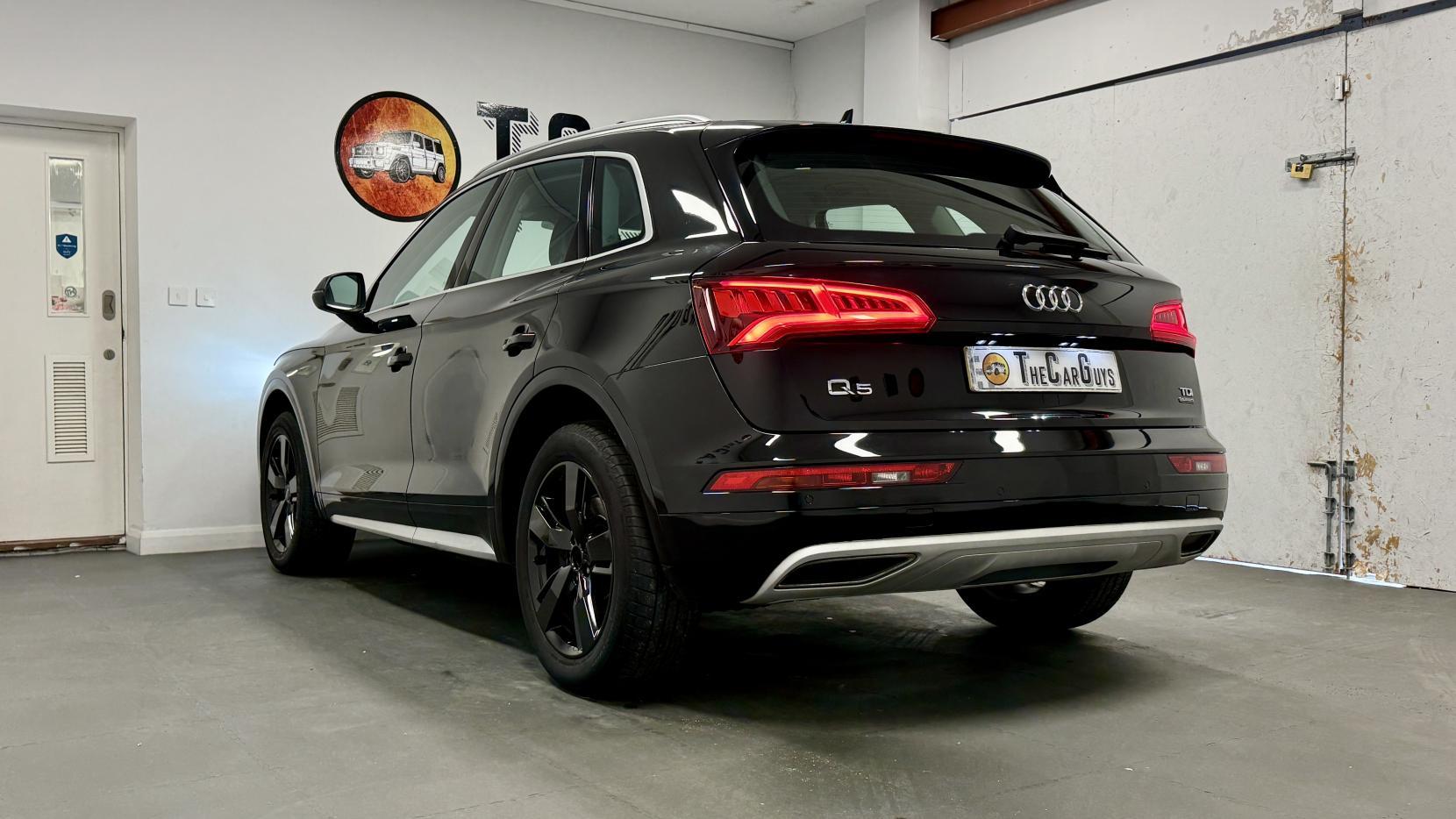 Audi Q5 2.0 TDI Sport SUV 5dr Diesel S Tronic quattro Euro 6 (s/s) (190 ps)