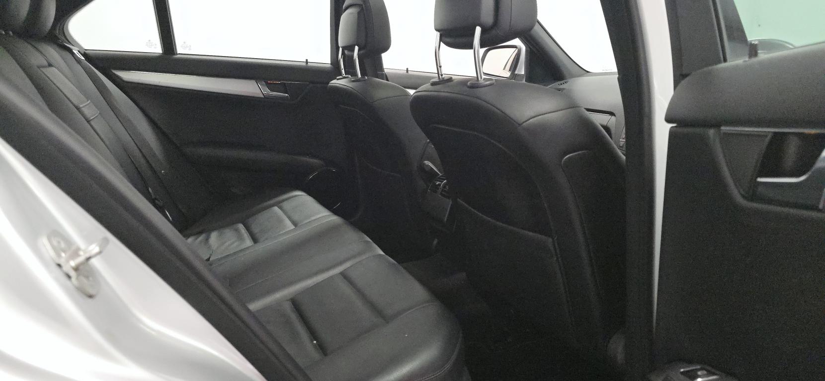 Mercedes-Benz C Class 1.8 C200K Sport Saloon 4dr Petrol Auto Euro 4 (184 ps)