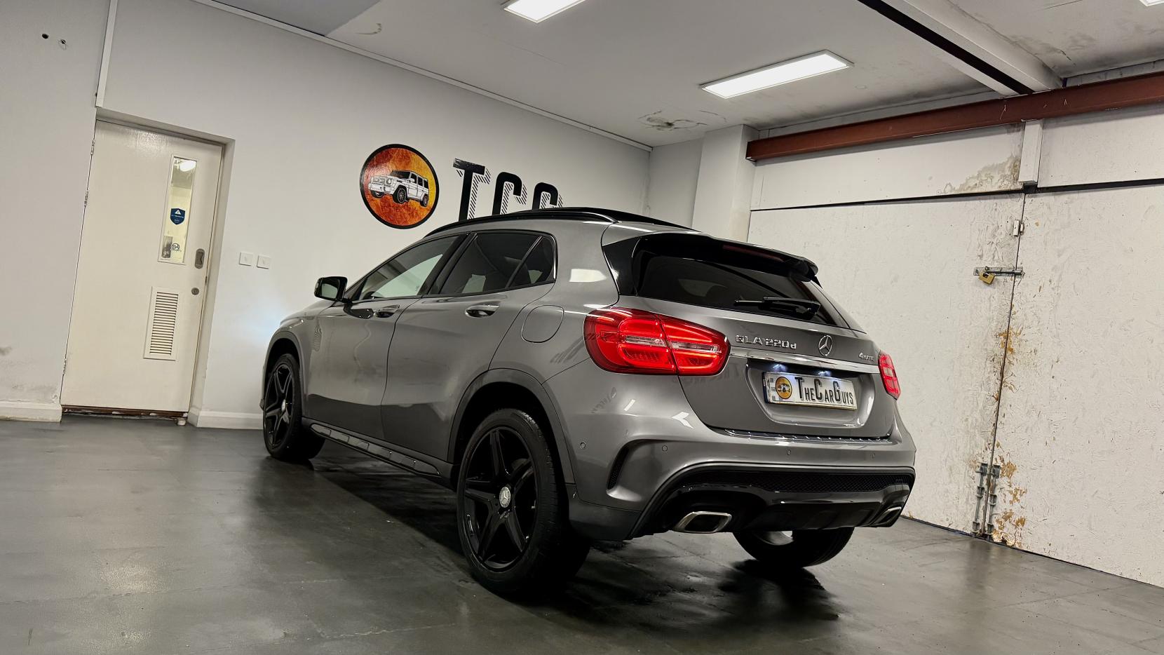 Mercedes-Benz GLA 2.1 GLA220d AMG Line (Premium Plus) SUV 5dr Diesel 7G-DCT 4MATIC Euro 6 (s/s) (177 ps)