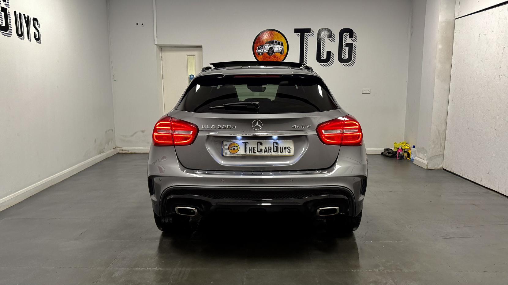 Mercedes-Benz GLA 2.1 GLA220d AMG Line (Premium Plus) SUV 5dr Diesel 7G-DCT 4MATIC Euro 6 (s/s) (177 ps)