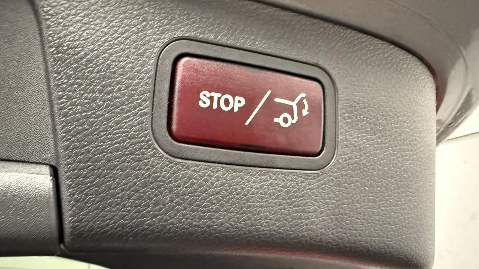 Mercedes-Benz GLA 2.1 GLA220d AMG Line (Premium Plus) SUV 5dr Diesel 7G-DCT 4MATIC Euro 6 (s/s) (177 ps)