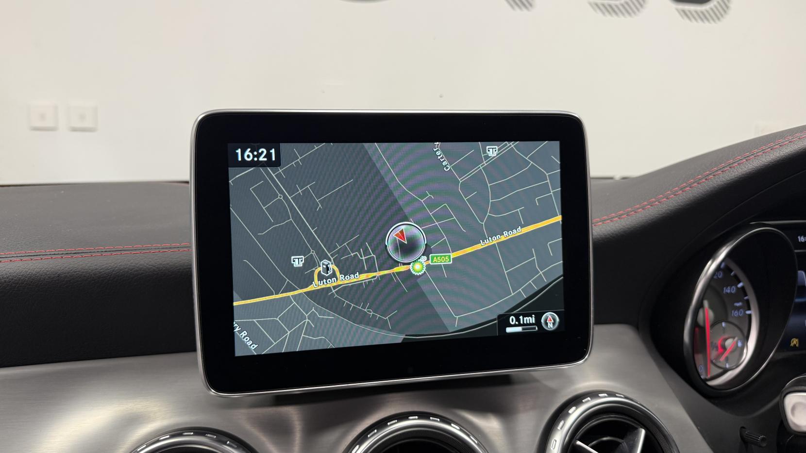 Mercedes-Benz GLA 2.1 GLA220d AMG Line (Premium Plus) SUV 5dr Diesel 7G-DCT 4MATIC Euro 6 (s/s) (177 ps)