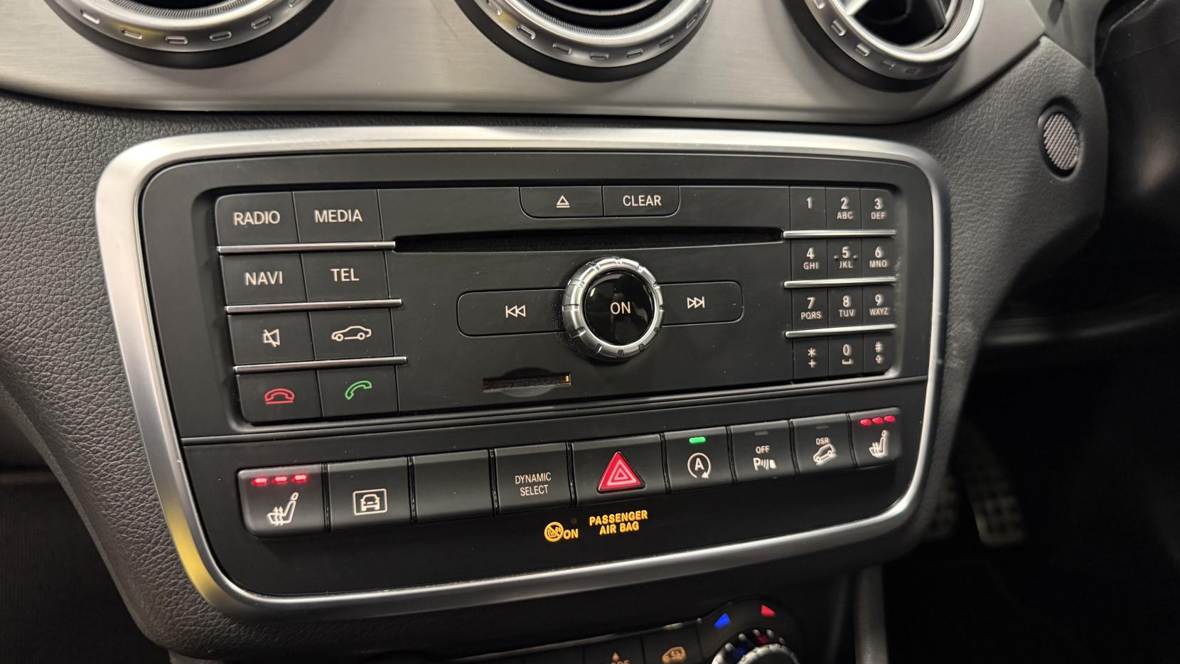 Mercedes-Benz GLA 2.1 GLA220d AMG Line (Premium Plus) SUV 5dr Diesel 7G-DCT 4MATIC Euro 6 (s/s) (177 ps)