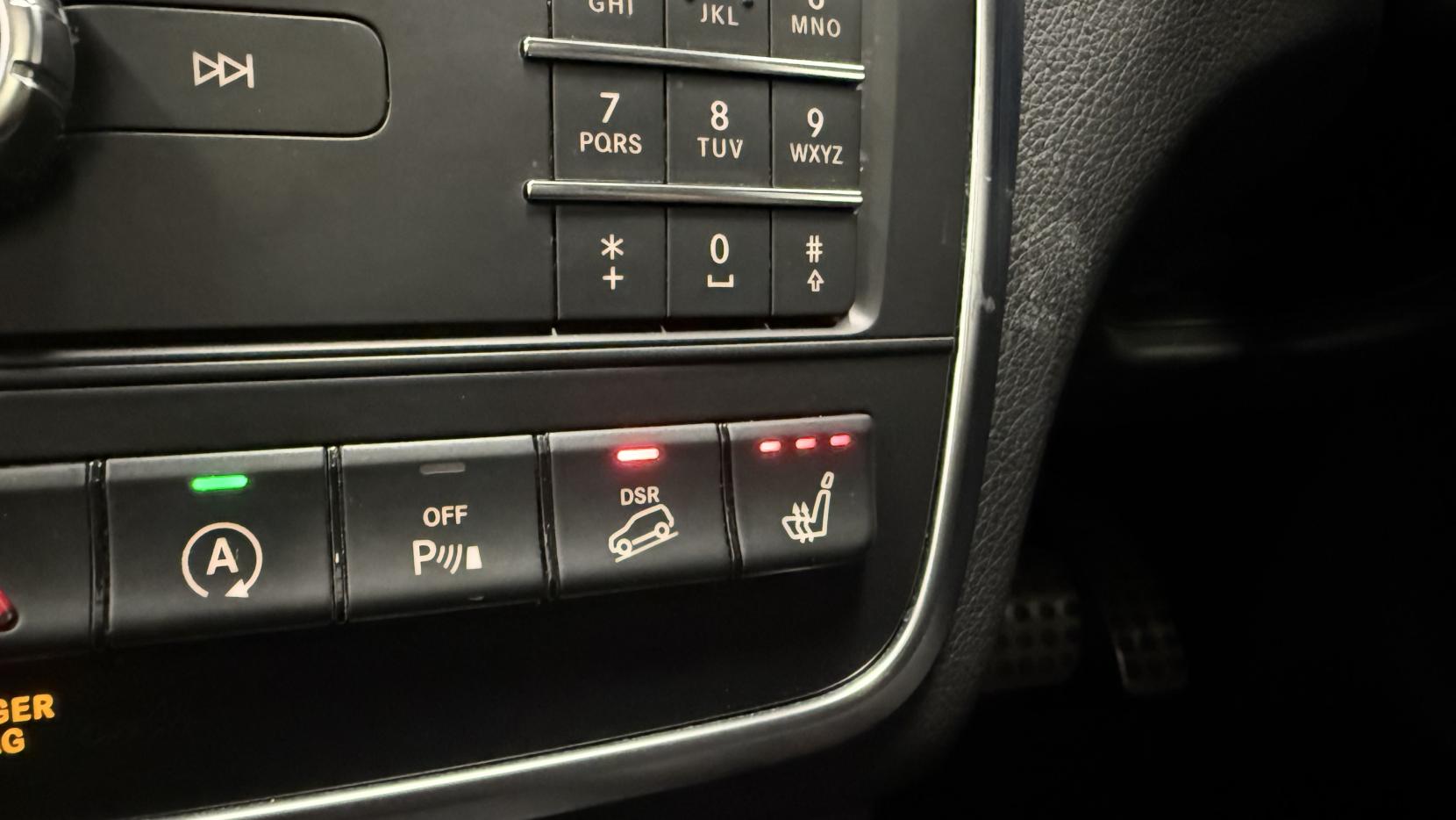 Mercedes-Benz GLA 2.1 GLA220d AMG Line (Premium Plus) SUV 5dr Diesel 7G-DCT 4MATIC Euro 6 (s/s) (177 ps)