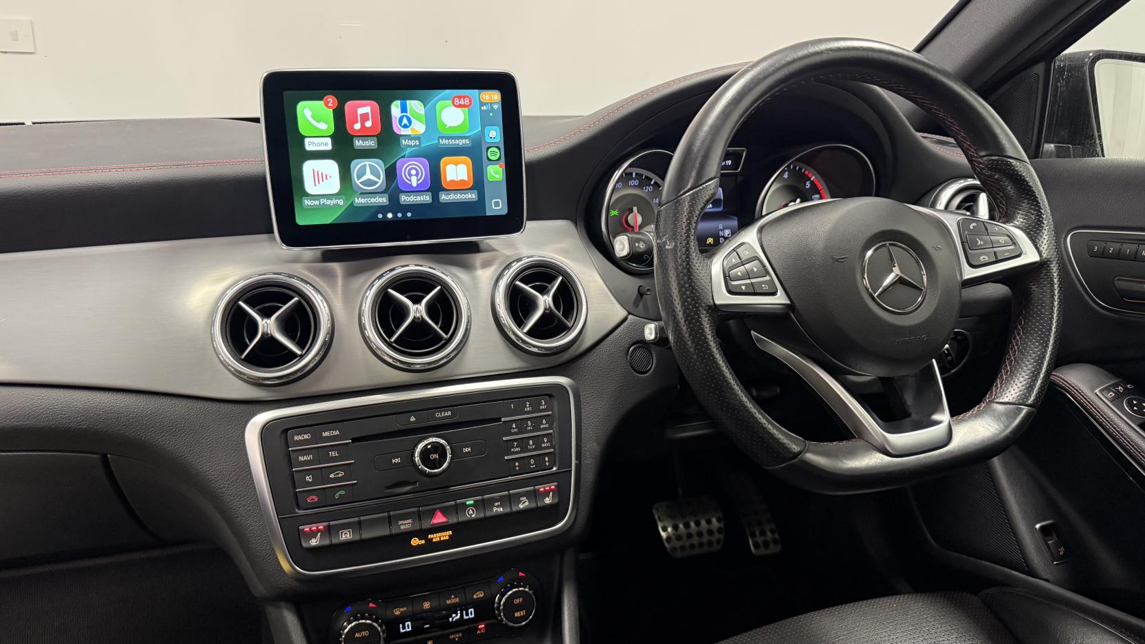 Mercedes-Benz GLA 2.1 GLA220d AMG Line (Premium Plus) SUV 5dr Diesel 7G-DCT 4MATIC Euro 6 (s/s) (177 ps)