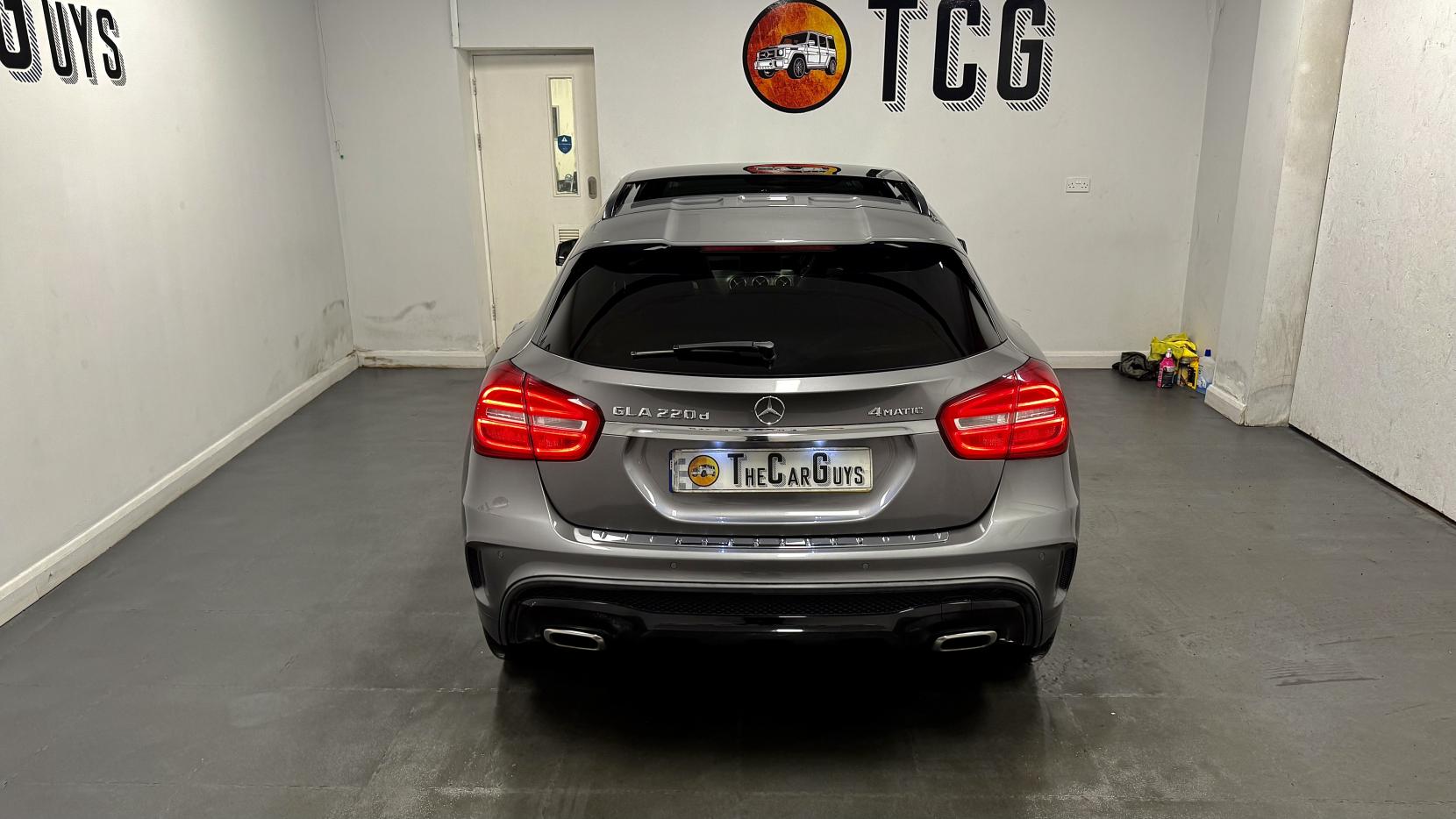 Mercedes-Benz GLA 2.1 GLA220d AMG Line (Premium Plus) SUV 5dr Diesel 7G-DCT 4MATIC Euro 6 (s/s) (177 ps)