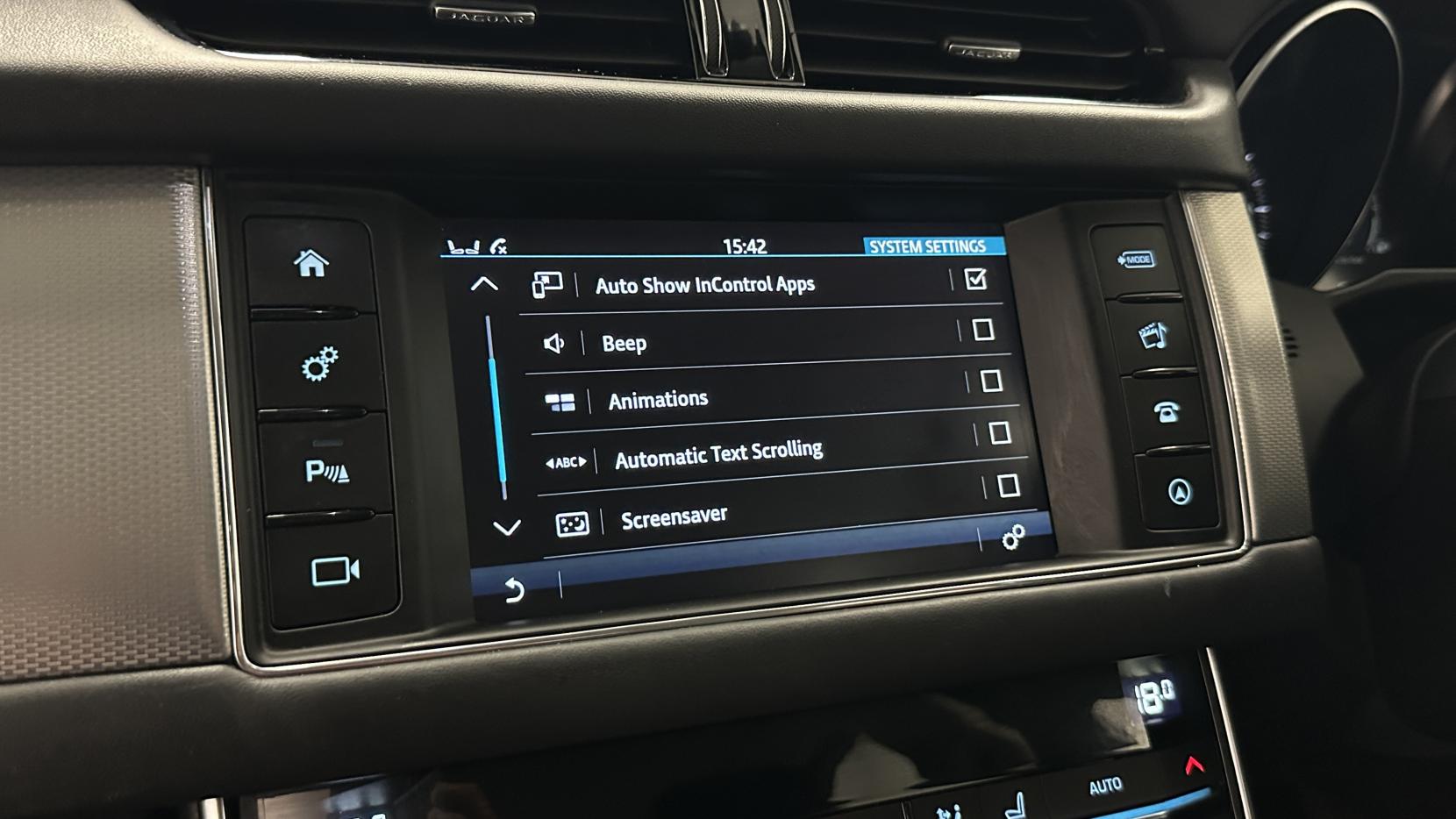Jaguar XF 2.0i Portfolio Saloon 4dr Petrol Auto Euro 6 (s/s) (200 ps)
