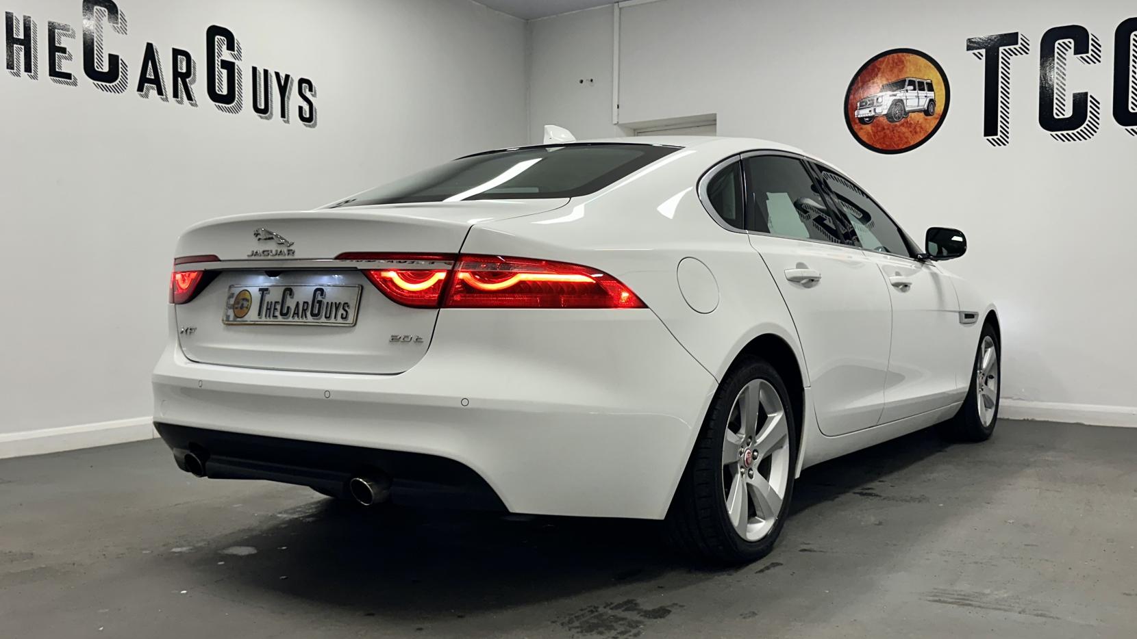 Jaguar XF 2.0i Portfolio Saloon 4dr Petrol Auto Euro 6 (s/s) (200 ps)