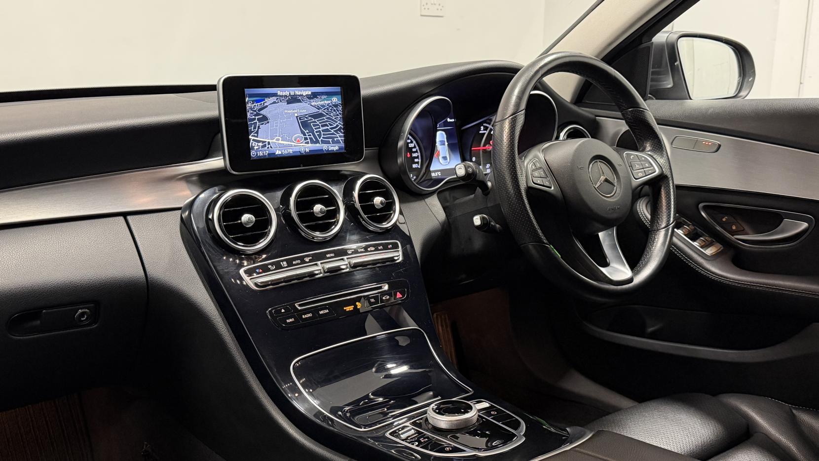Mercedes-Benz C Class 2.1 C220d Sport Saloon 4dr Diesel G-Tronic+ Euro 6 (s/s) (170 ps)