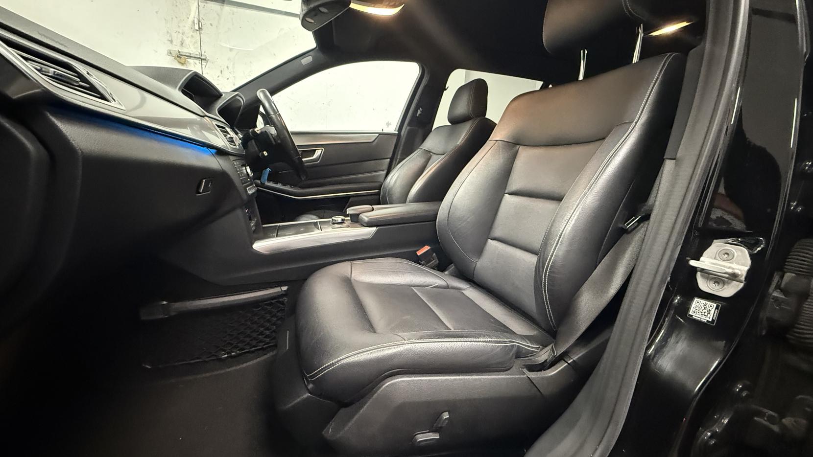 Mercedes-Benz E Class 2.1 E220 BlueTEC AMG Night Edition Estate 5dr Diesel G-Tronic+ Euro 6 (s/s) (177 ps)