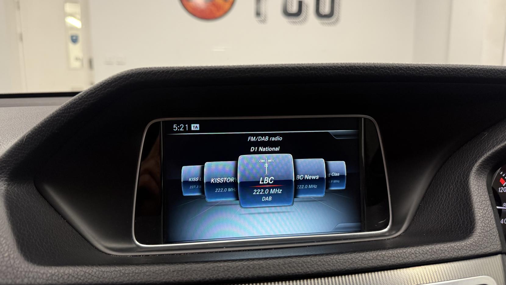 Mercedes-Benz E Class 2.1 E220 BlueTEC AMG Night Edition Estate 5dr Diesel G-Tronic+ Euro 6 (s/s) (177 ps)