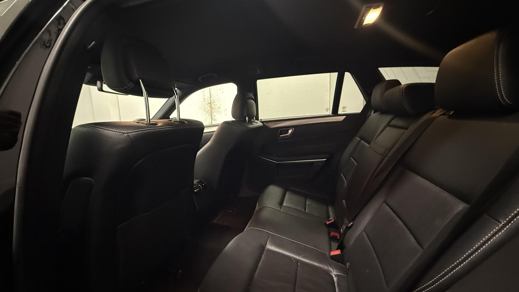 Mercedes-Benz E Class 2.1 E220 BlueTEC AMG Night Edition Estate 5dr Diesel G-Tronic+ Euro 6 (s/s) (177 ps)