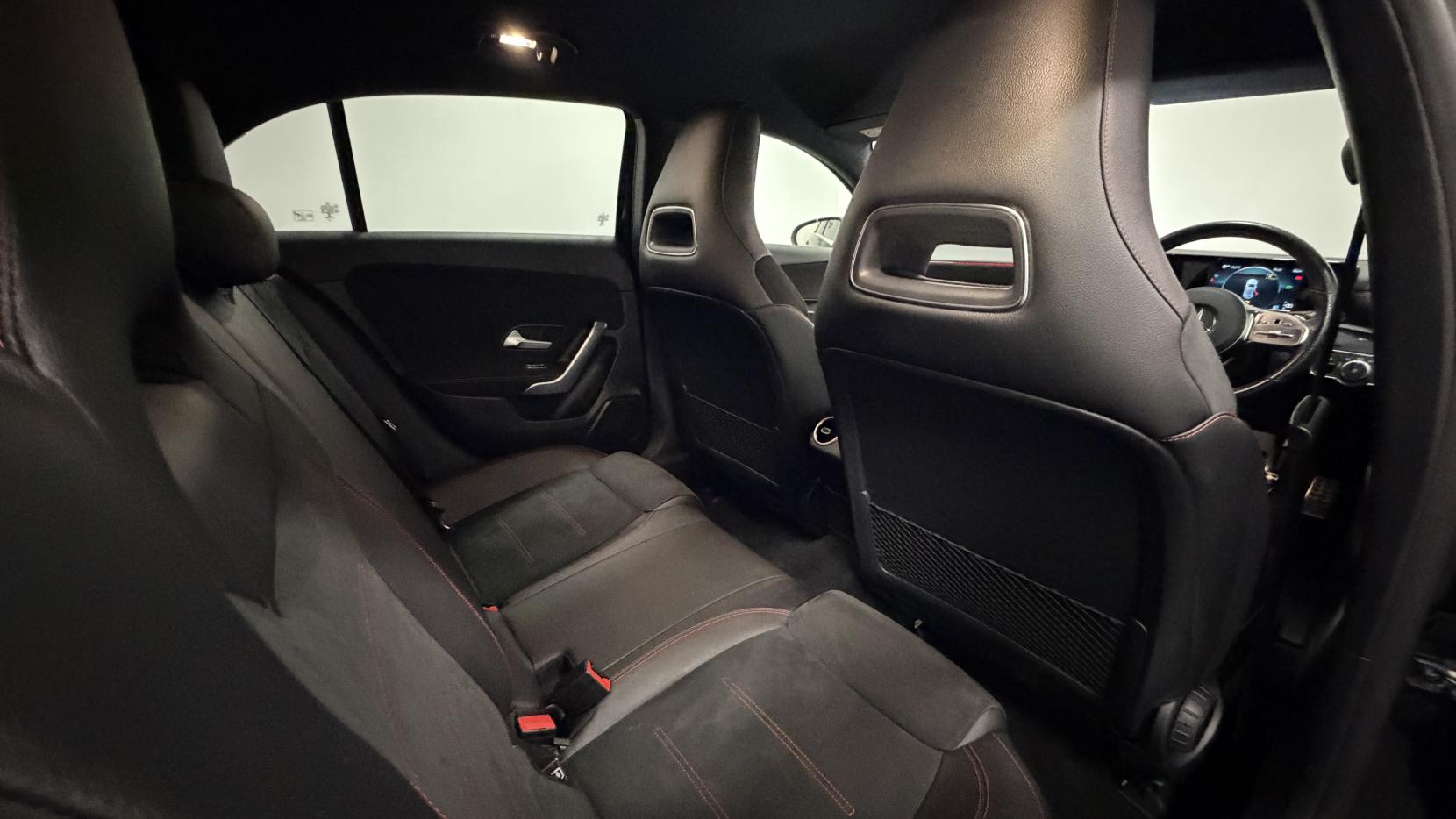 Mercedes-Benz A Class 1.5 A180d AMG Line Hatchback 5dr Diesel 7G-DCT Euro 6 (s/s) (116 ps)