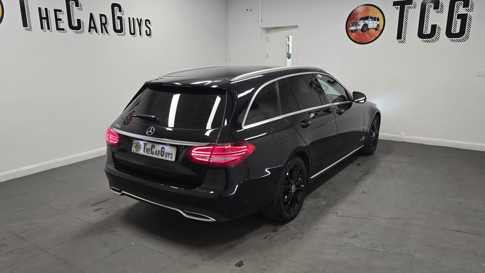 Mercedes-Benz C Class 2.1 C220d Sport Estate 5dr Diesel G-Tronic+ Euro 6 (s/s) (170 ps)