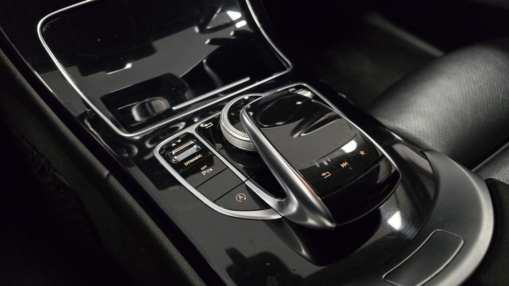 Mercedes-Benz C Class 2.1 C220d Sport Estate 5dr Diesel G-Tronic+ Euro 6 (s/s) (170 ps)