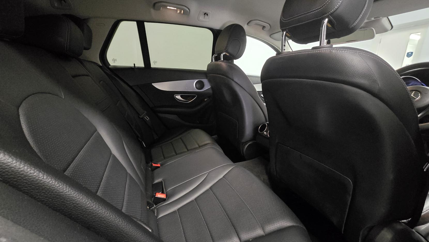 Mercedes-Benz C Class 2.1 C220d Sport Estate 5dr Diesel G-Tronic+ Euro 6 (s/s) (170 ps)