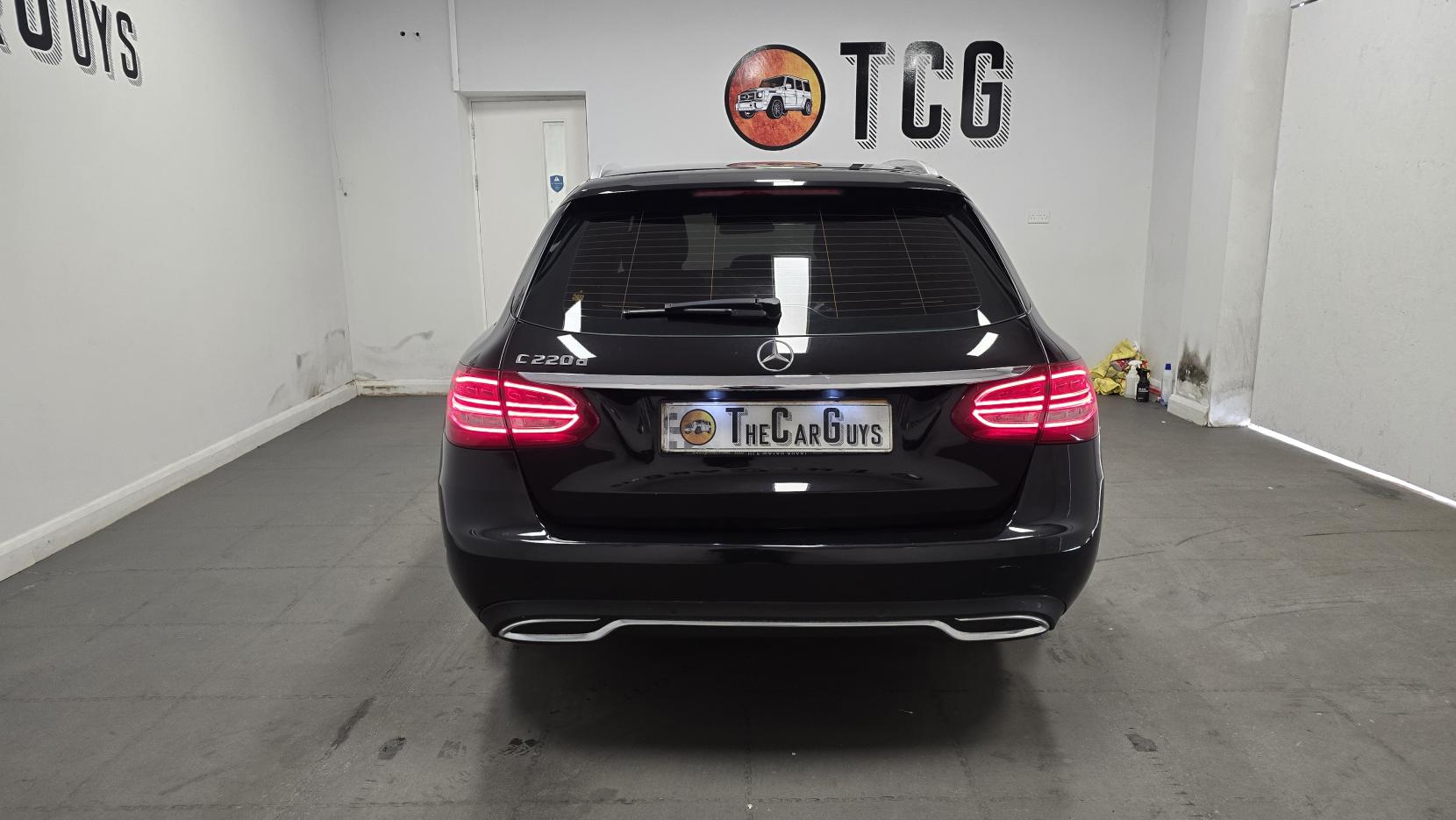 Mercedes-Benz C Class 2.1 C220d Sport Estate 5dr Diesel G-Tronic+ Euro 6 (s/s) (170 ps)