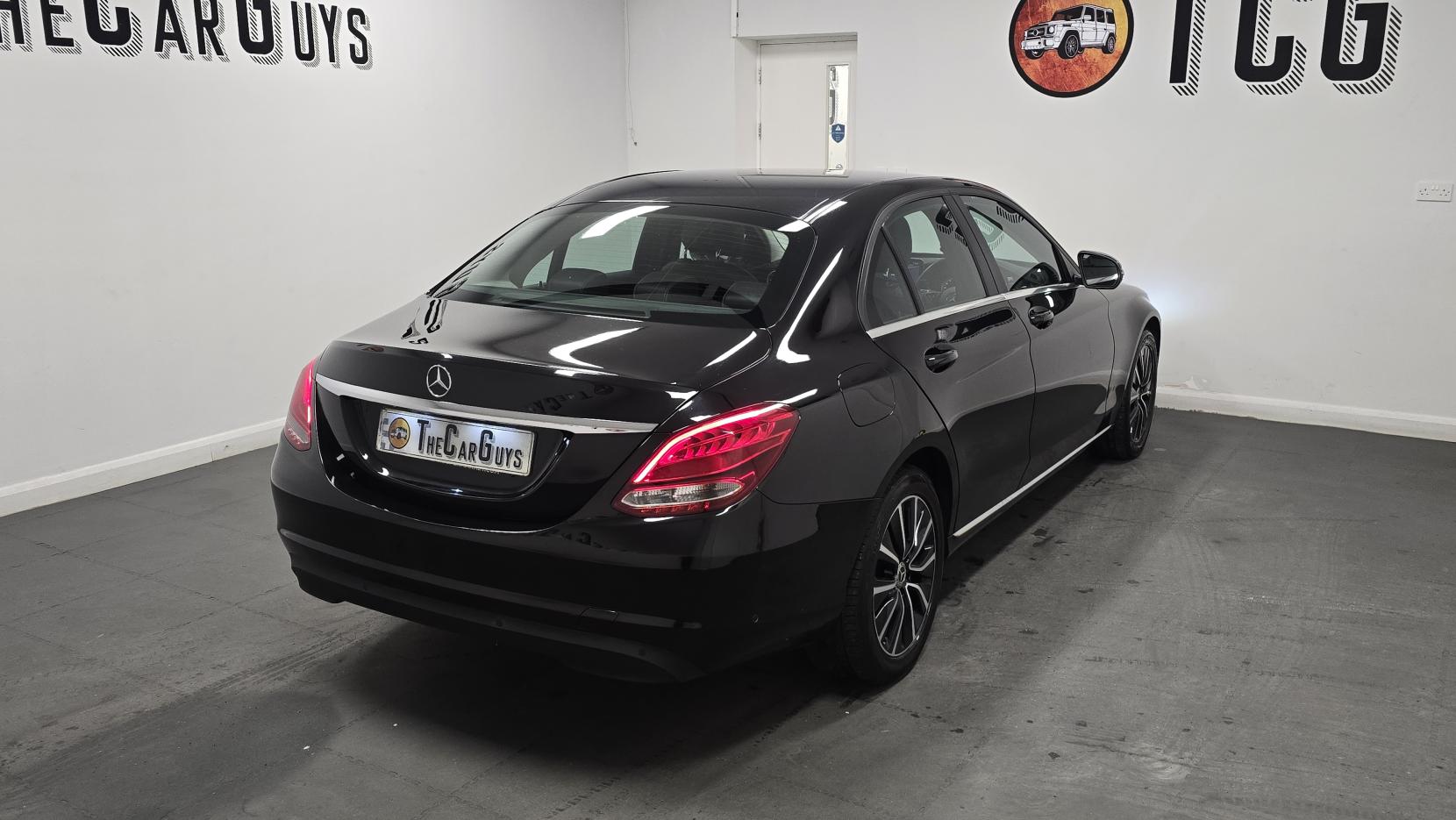 Mercedes-Benz C Class 2.0 C220d SE Saloon 4dr Diesel G-Tronic+ Euro 6 (s/s) (194 ps)