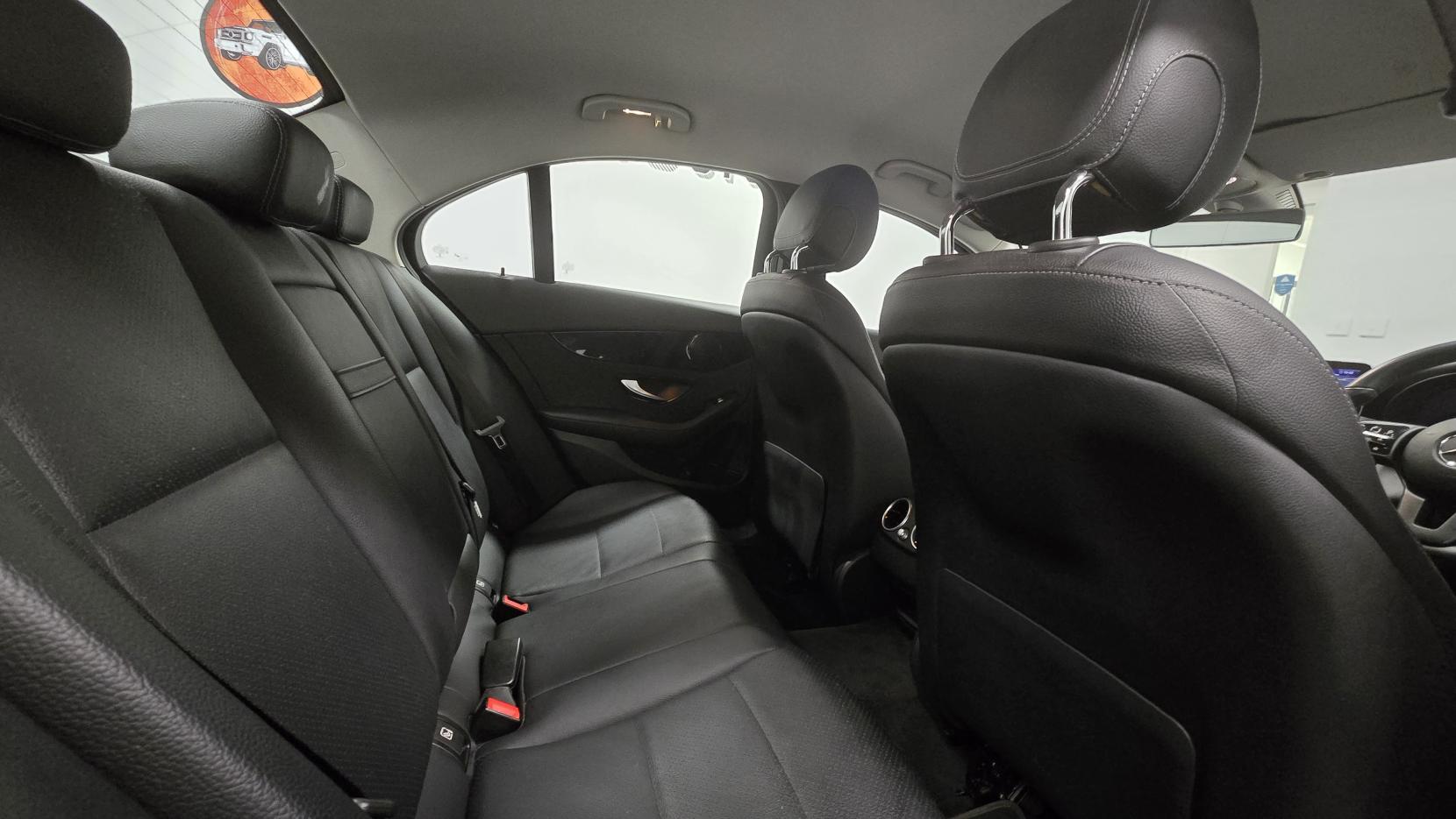 Mercedes-Benz C Class 2.0 C220d SE Saloon 4dr Diesel G-Tronic+ Euro 6 (s/s) (194 ps)