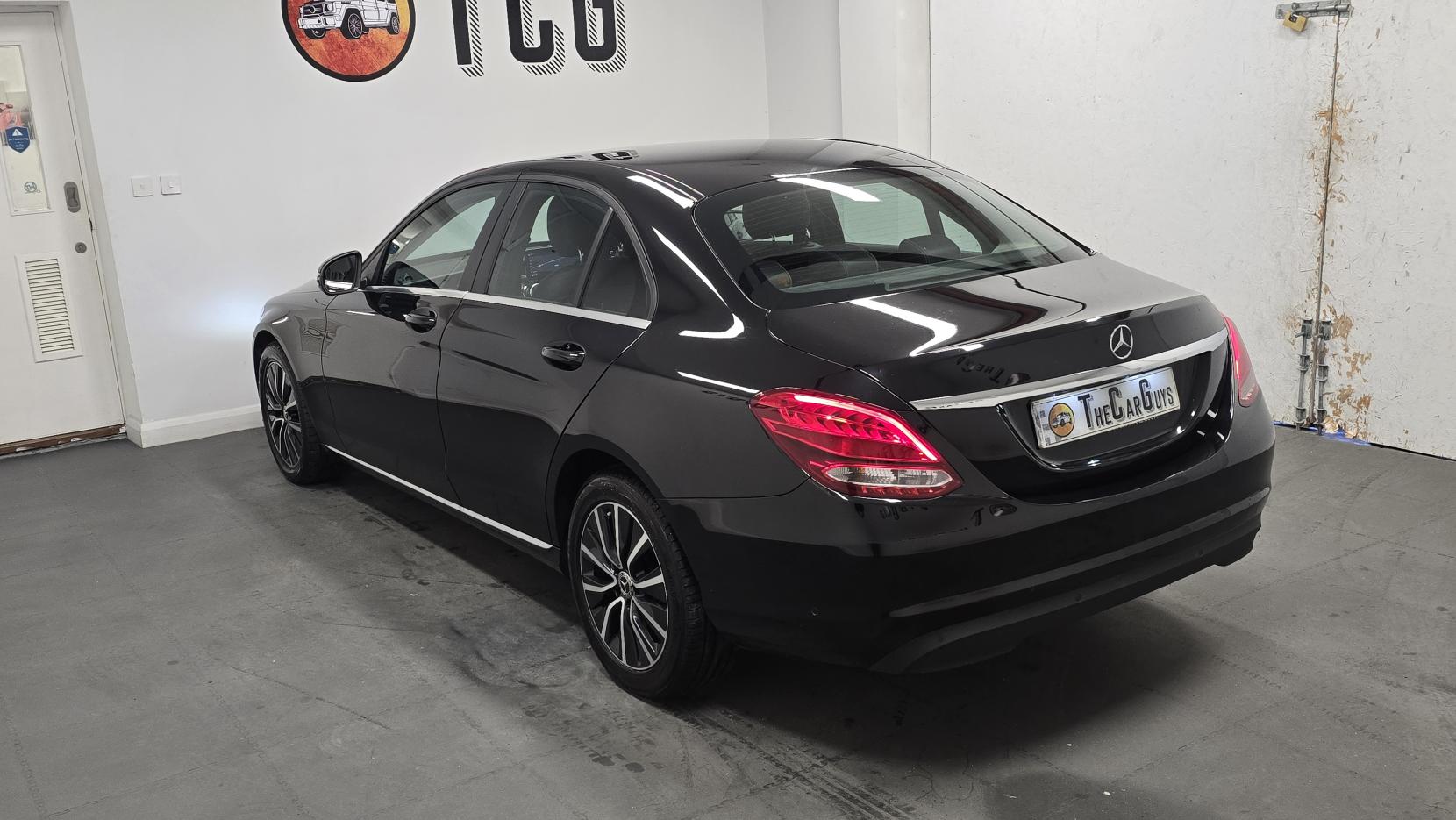 Mercedes-Benz C Class 2.0 C220d SE Saloon 4dr Diesel G-Tronic+ Euro 6 (s/s) (194 ps)