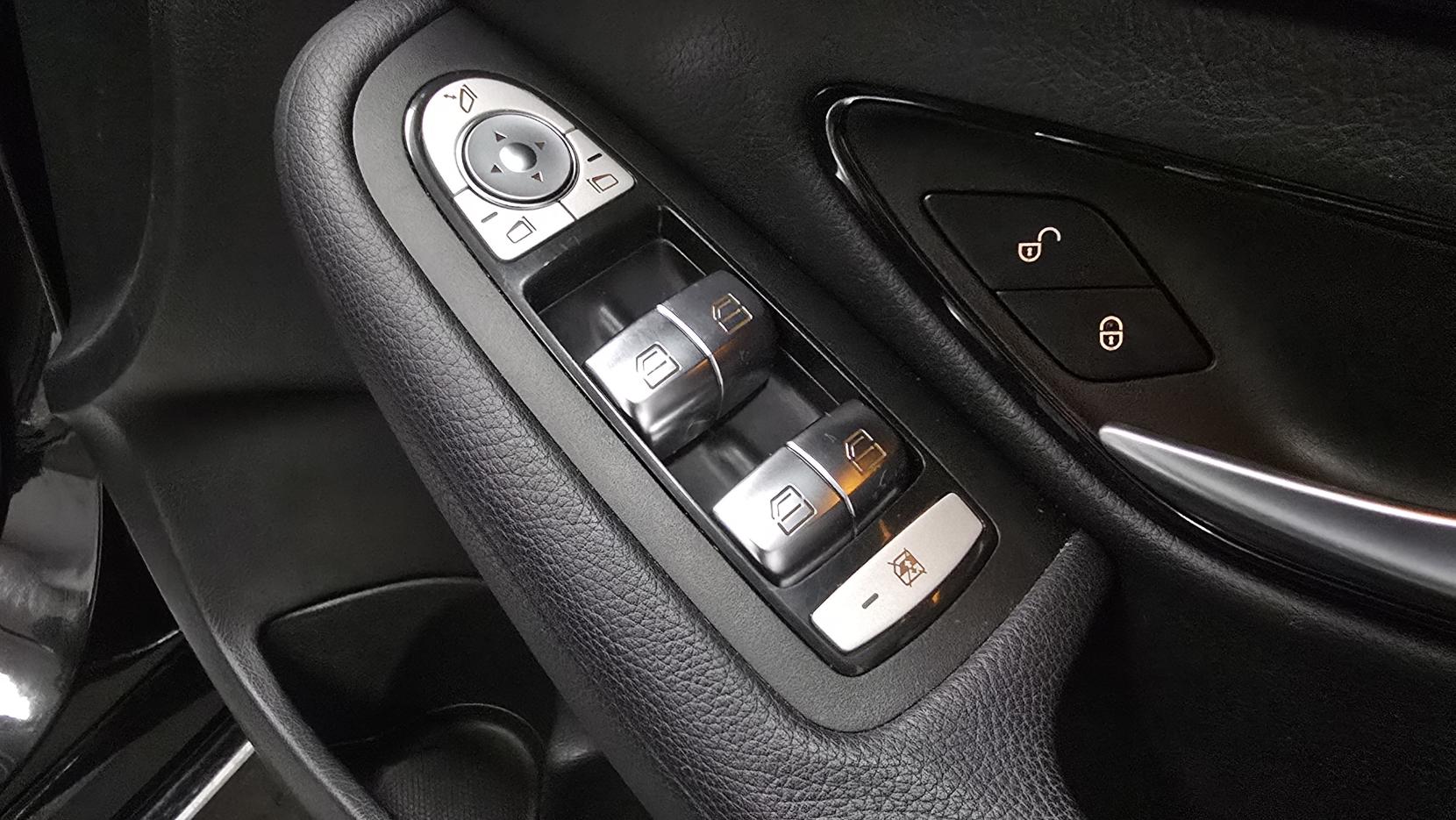 Mercedes-Benz C Class 2.0 C220d SE Saloon 4dr Diesel G-Tronic+ Euro 6 (s/s) (194 ps)