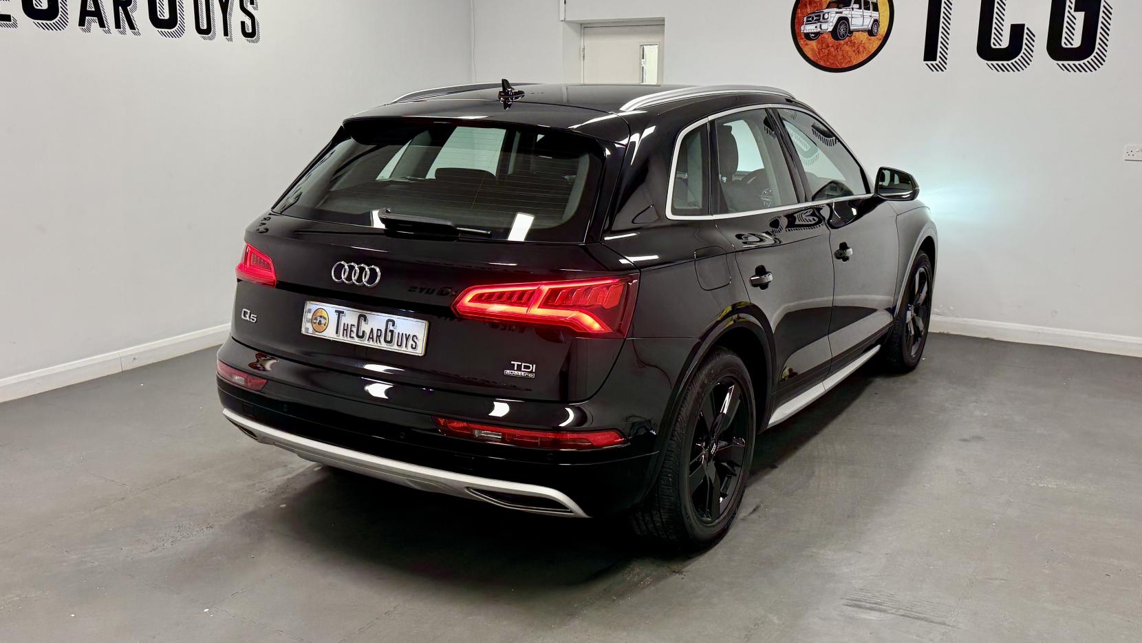 Audi Q5 2.0 TDI Sport SUV 5dr Diesel S Tronic quattro Euro 6 (s/s) (190 ps)