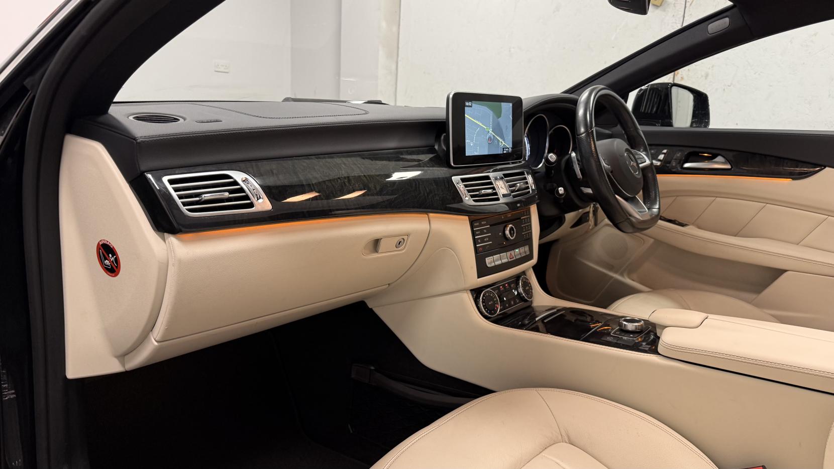 Mercedes-Benz CLS 2.1 CLS220d AMG Line (Premium) Coupe 4dr Diesel G-Tronic+ Euro 6 (s/s) (177 ps)