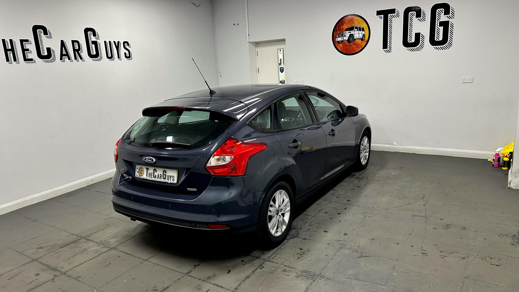 Ford Focus 1.0T EcoBoost Titanium Navigator Hatchback 5dr Petrol Manual Euro 5 (s/s) (125 ps)