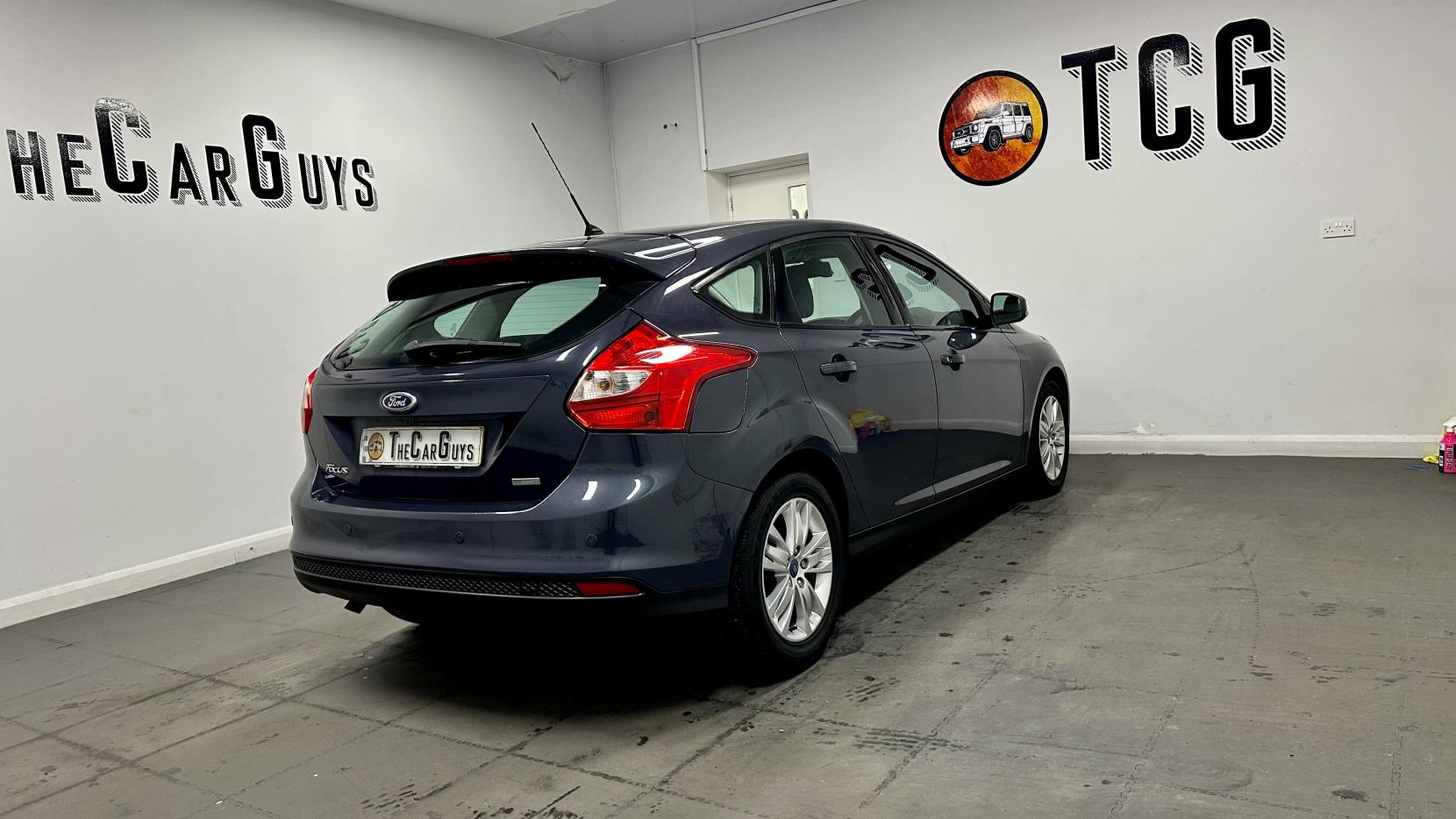 Ford Focus 1.0T EcoBoost Titanium Navigator Hatchback 5dr Petrol Manual Euro 5 (s/s) (125 ps)