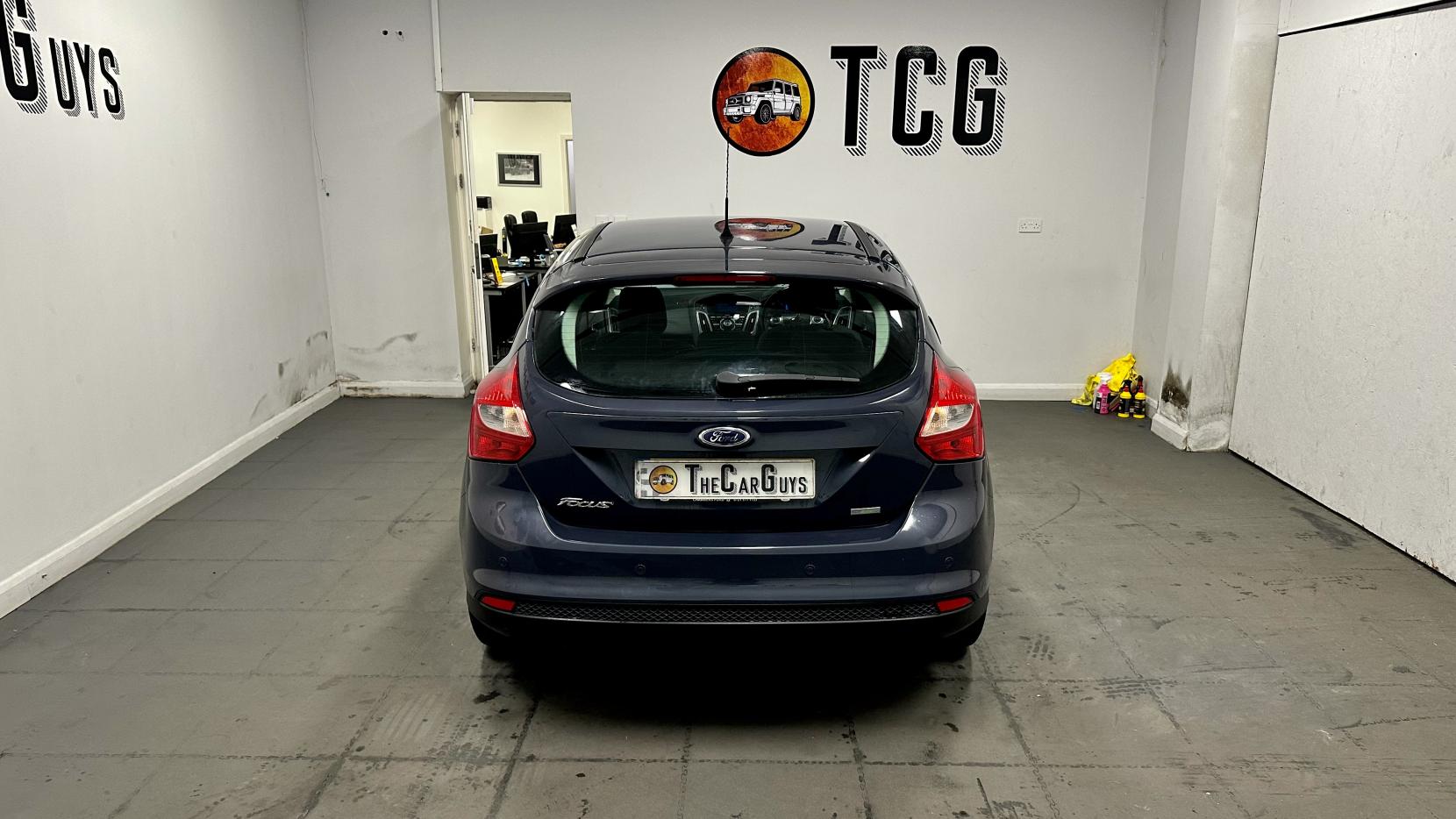Ford Focus 1.0T EcoBoost Titanium Navigator Hatchback 5dr Petrol Manual Euro 5 (s/s) (125 ps)