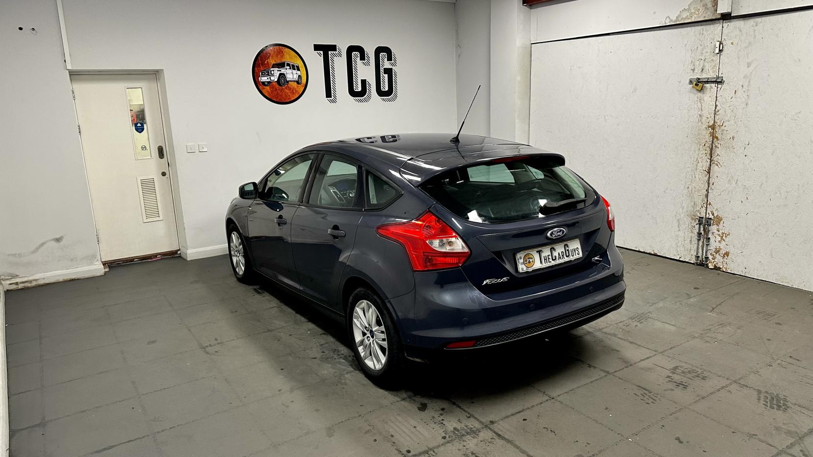 Ford Focus 1.0T EcoBoost Titanium Navigator Hatchback 5dr Petrol Manual Euro 5 (s/s) (125 ps)