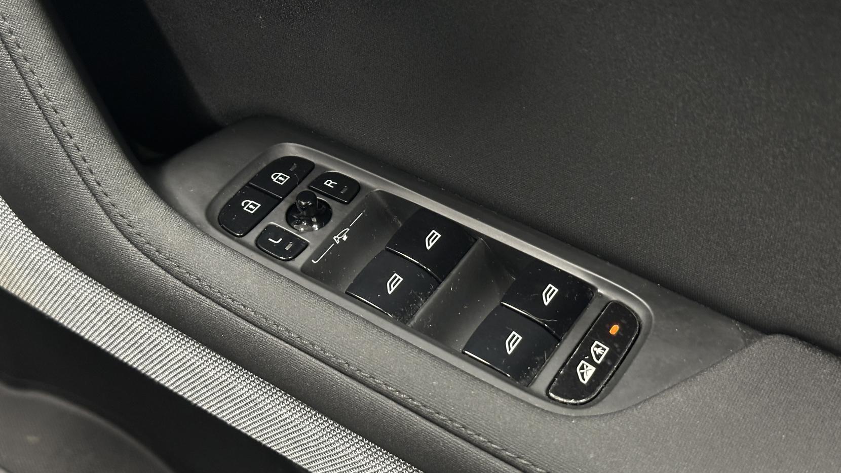 Polestar Polestar 2 Dual Motor 78kWh Long Range Plus Pilot Fastback 5dr Electric Auto 4WDE (408 ps)