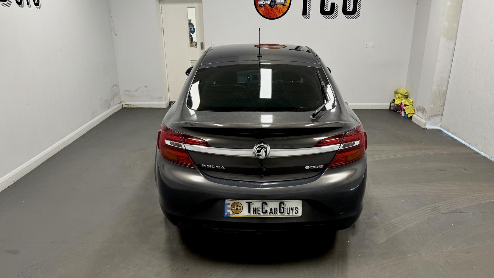 Vauxhall Insignia 2.0 CDTi ecoFLEX SRi Hatchback 5dr Diesel Manual Euro 5 (s/s) (140 ps)