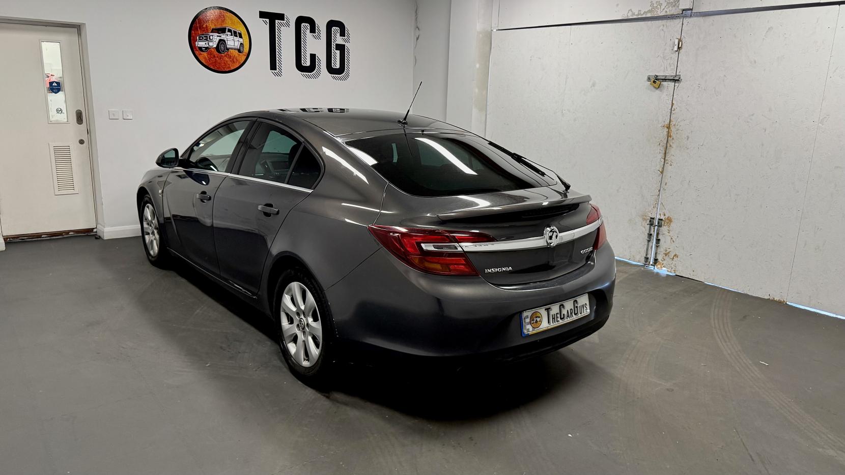 Vauxhall Insignia 2.0 CDTi ecoFLEX SRi Hatchback 5dr Diesel Manual Euro 5 (s/s) (140 ps)
