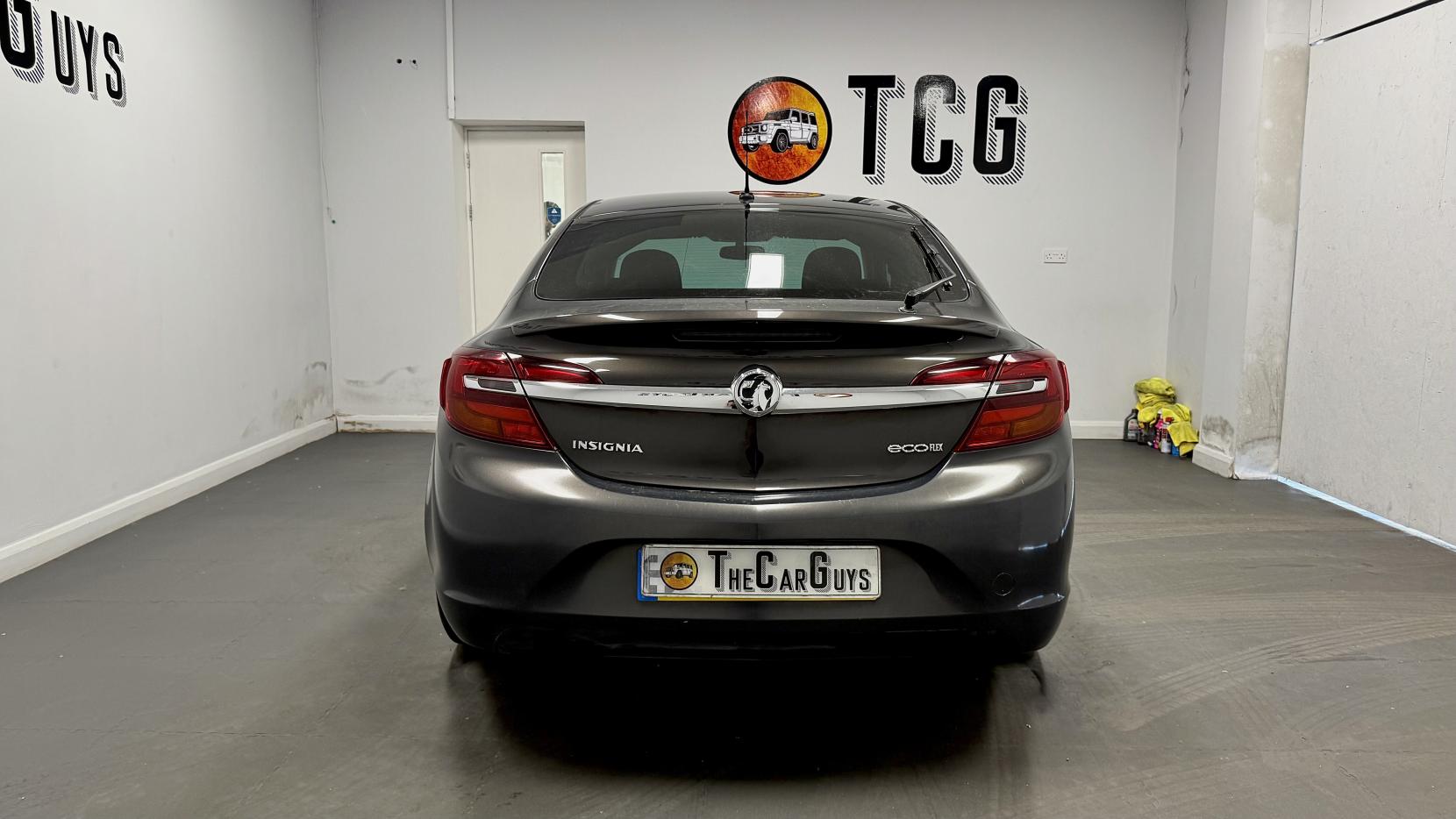 Vauxhall Insignia 2.0 CDTi ecoFLEX SRi Hatchback 5dr Diesel Manual Euro 5 (s/s) (140 ps)