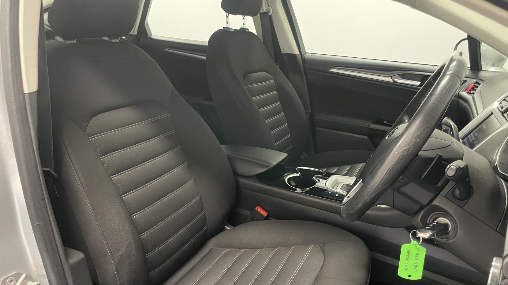 Ford Mondeo 1.5T EcoBoost Zetec Hatchback 5dr Petrol Auto Euro 6 (s/s) (160 ps)