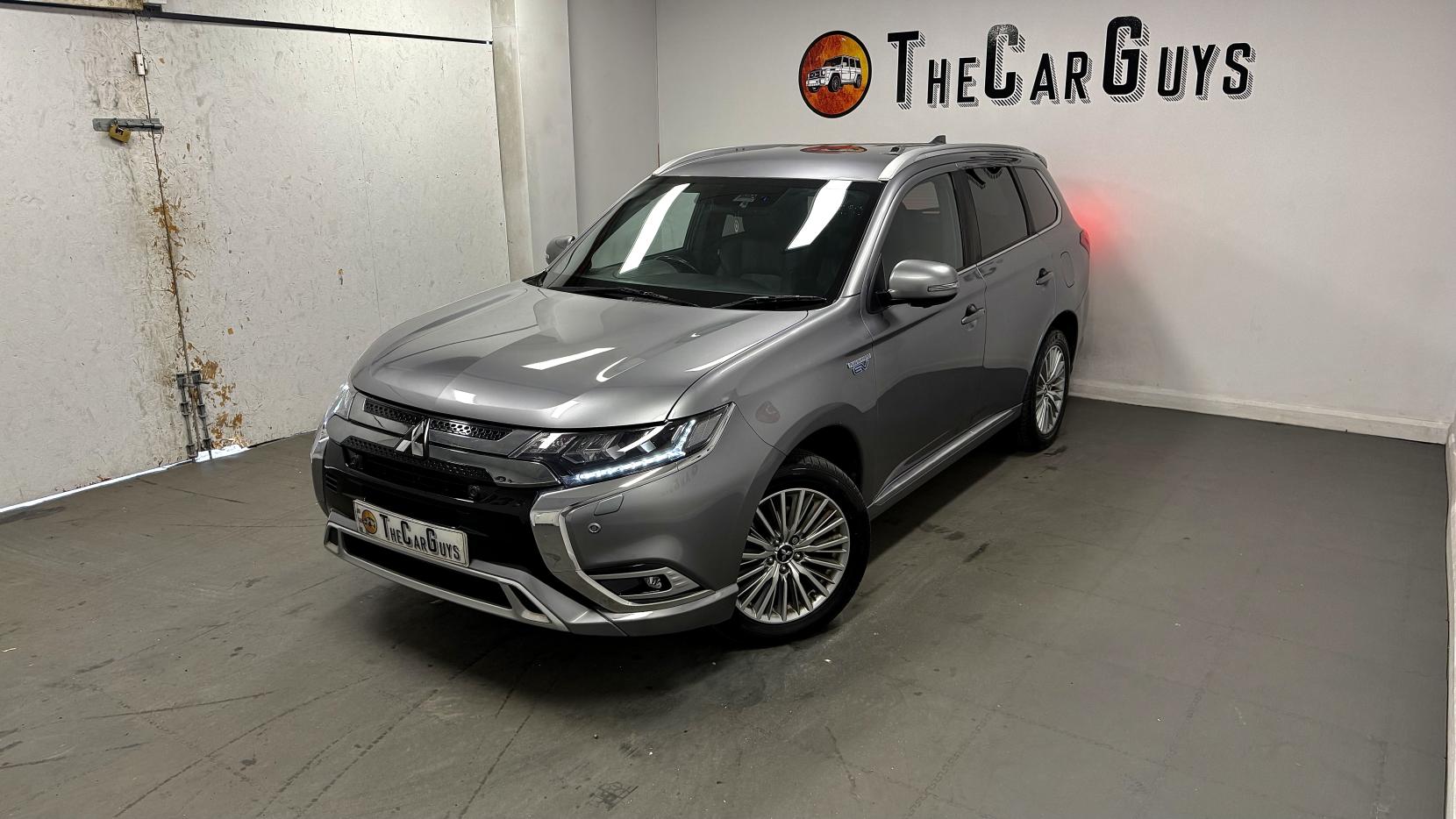 Mitsubishi Outlander 2.4h TwinMotor 13.8kWh 4hs SUV 5dr Petrol Plug-in Hybrid CVT 4WD Euro 6 (s/s) (209 ps)