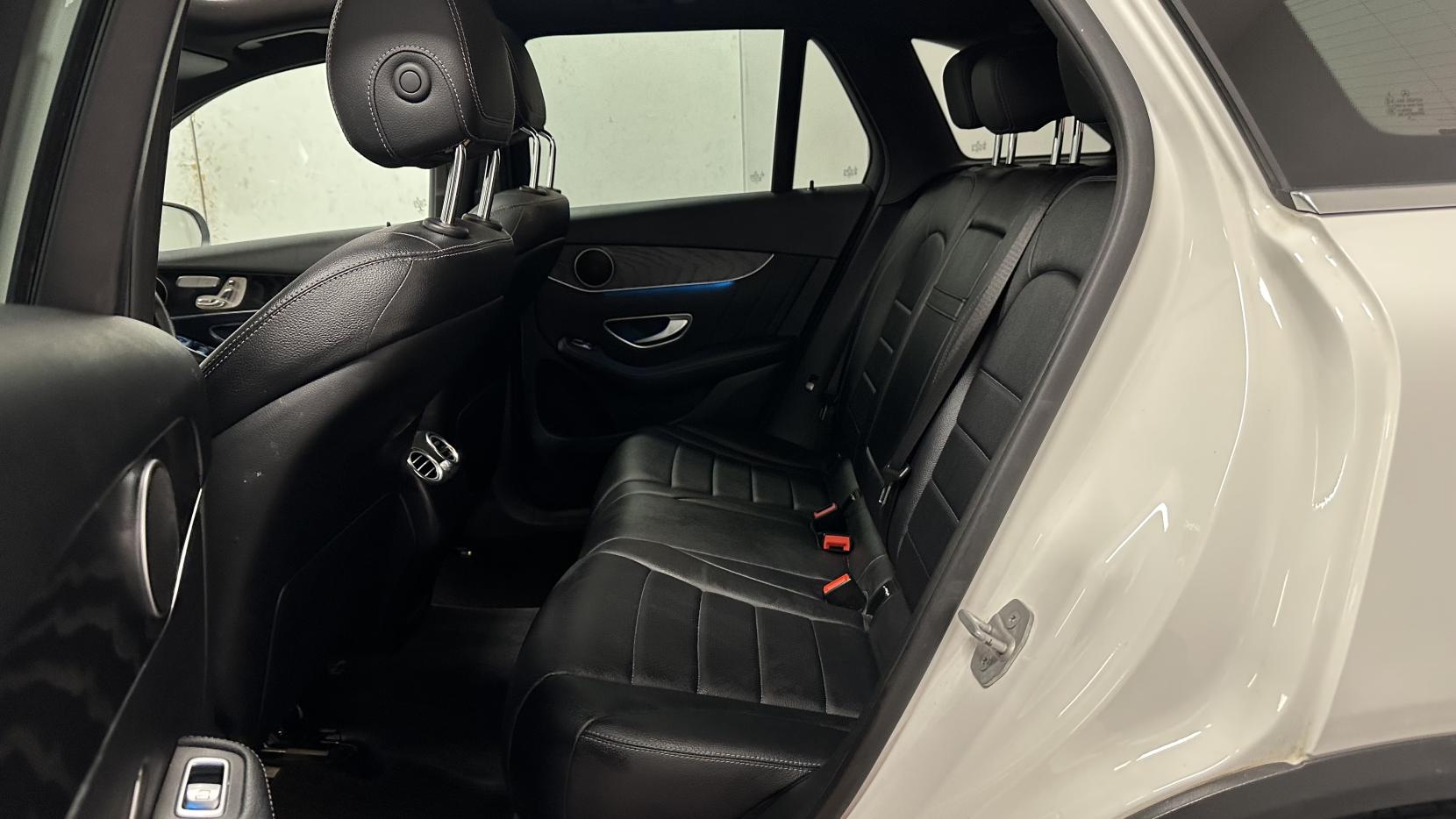 Mercedes-Benz GLC 2.1 GLC220d AMG Line (Premium) SUV 5dr Diesel G-Tronic 4MATIC Euro 6 (s/s) (170 ps)