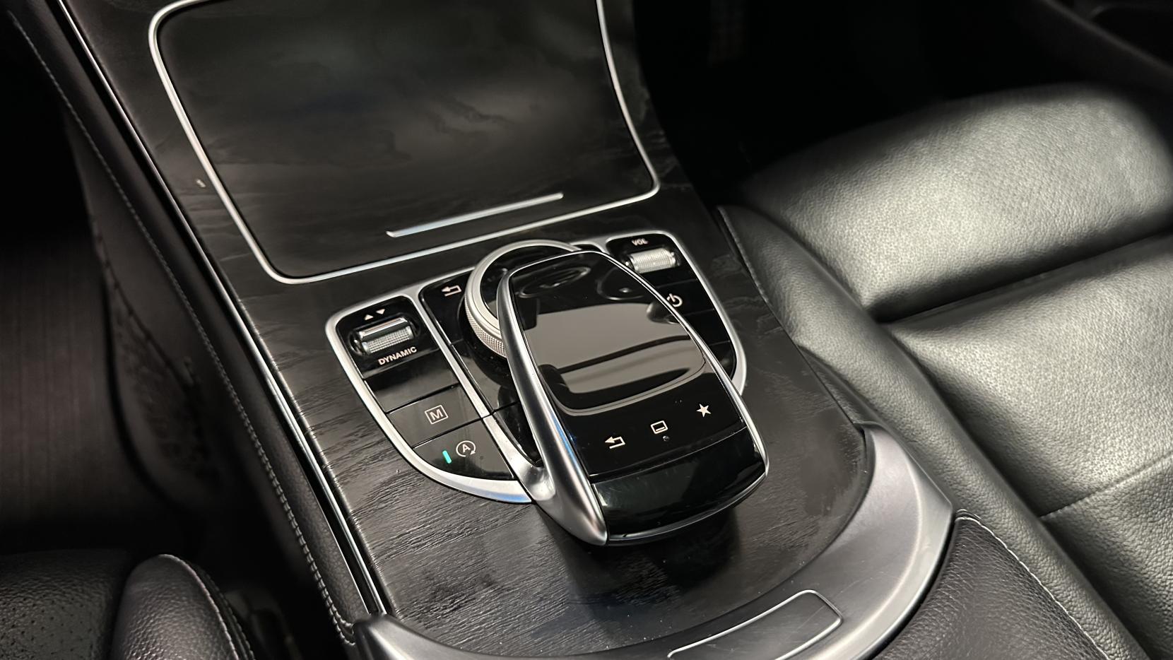 Mercedes-Benz GLC 2.1 GLC220d AMG Line (Premium) SUV 5dr Diesel G-Tronic 4MATIC Euro 6 (s/s) (170 ps)