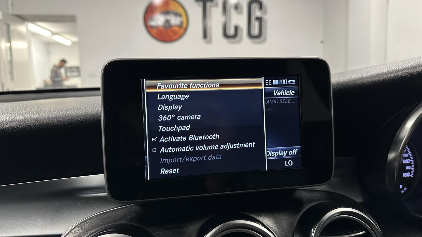Mercedes-Benz GLC 2.1 GLC220d AMG Line (Premium) SUV 5dr Diesel G-Tronic 4MATIC Euro 6 (s/s) (170 ps)