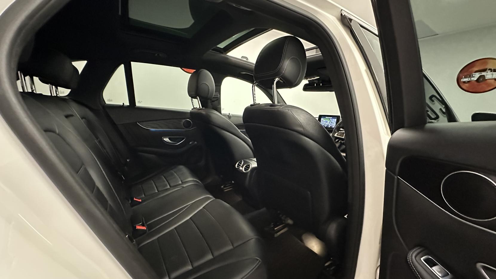 Mercedes-Benz GLC 2.1 GLC220d AMG Line (Premium) SUV 5dr Diesel G-Tronic 4MATIC Euro 6 (s/s) (170 ps)