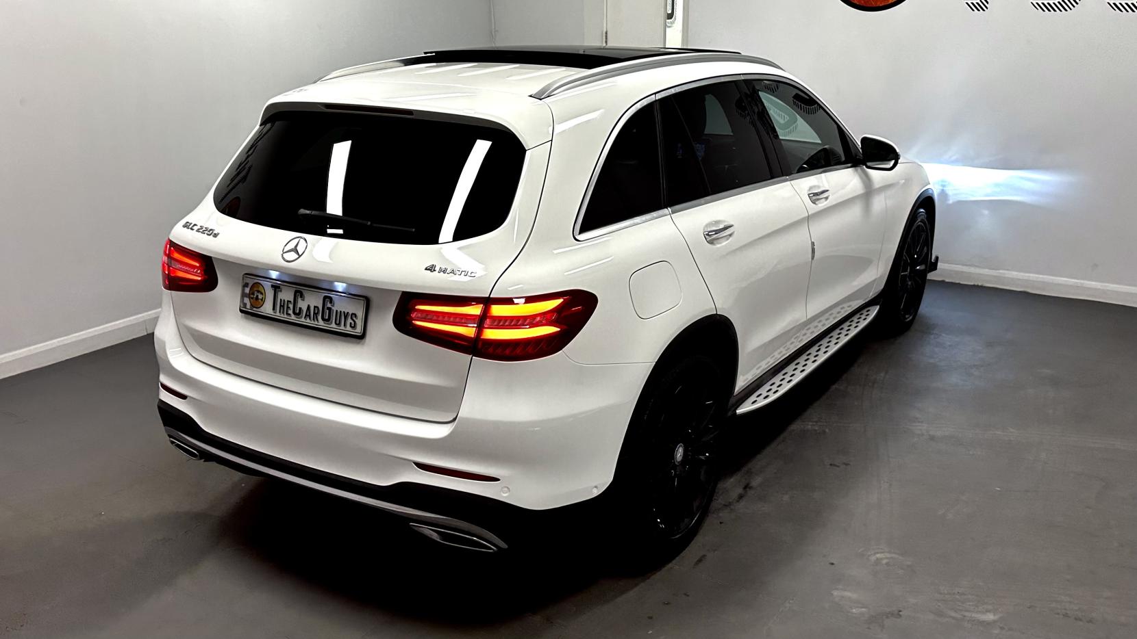 Mercedes-Benz GLC 2.1 GLC220d AMG Line (Premium) SUV 5dr Diesel G-Tronic 4MATIC Euro 6 (s/s) (170 ps)
