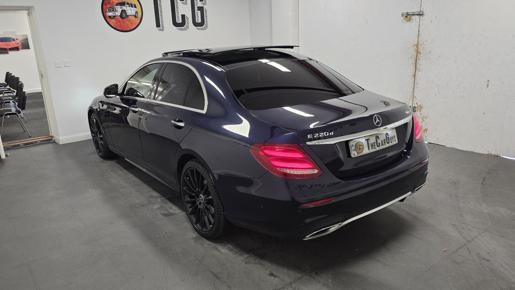 Mercedes-Benz E Class 2.0 E220d AMG Line (Premium) Saloon 4dr Diesel G-Tronic+ 4MATIC Euro 6 (s/s) (194 ps)
