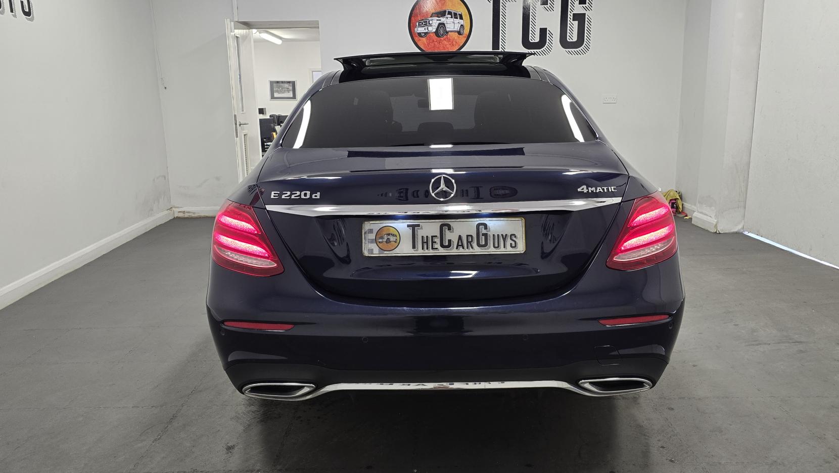 Mercedes-Benz E Class 2.0 E220d AMG Line (Premium) Saloon 4dr Diesel G-Tronic+ 4MATIC Euro 6 (s/s) (194 ps)