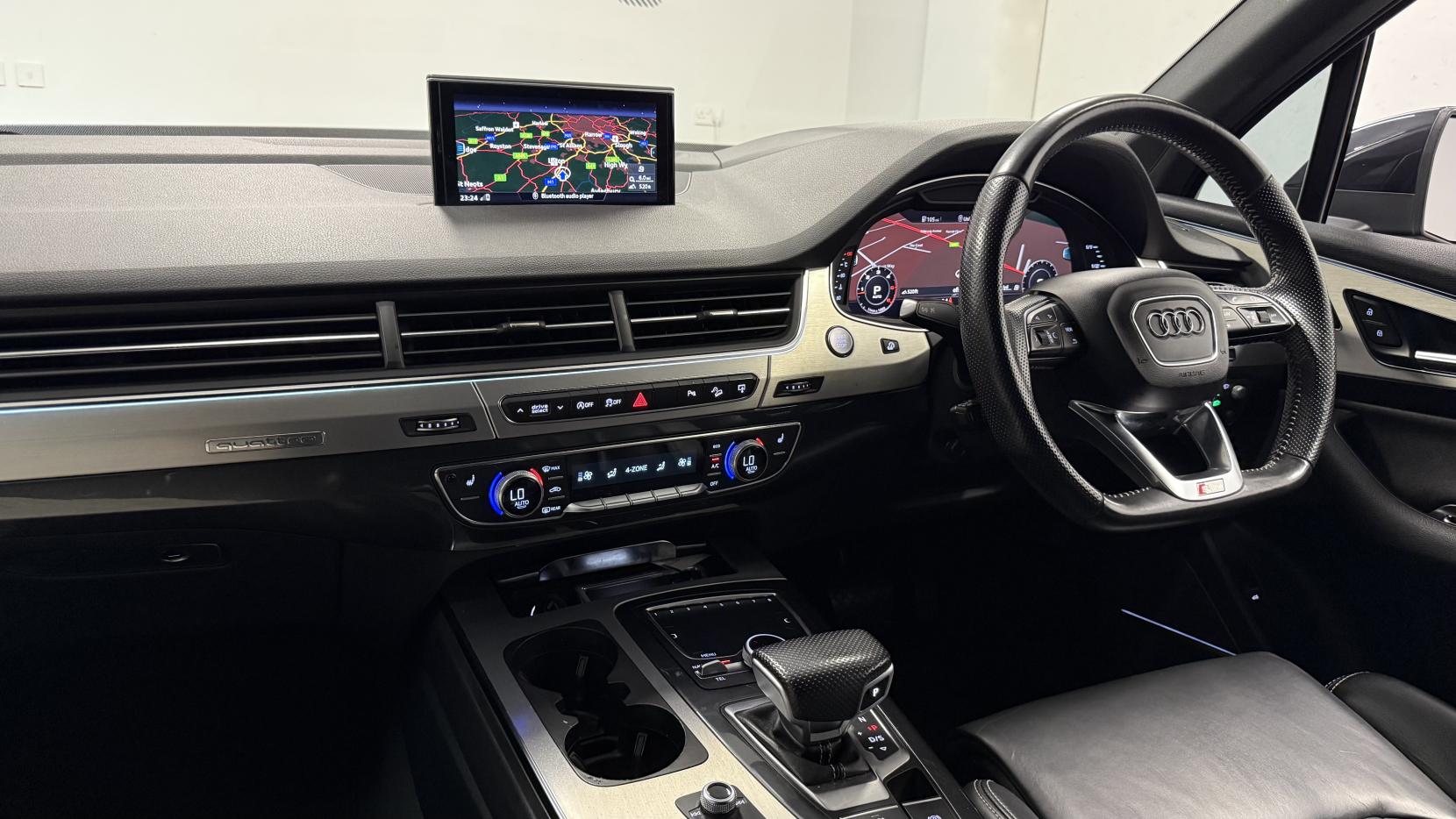 Audi Q7 3.0 TDI V6 S line SUV 5dr Diesel Tiptronic quattro Euro 6 (s/s) (272 ps)