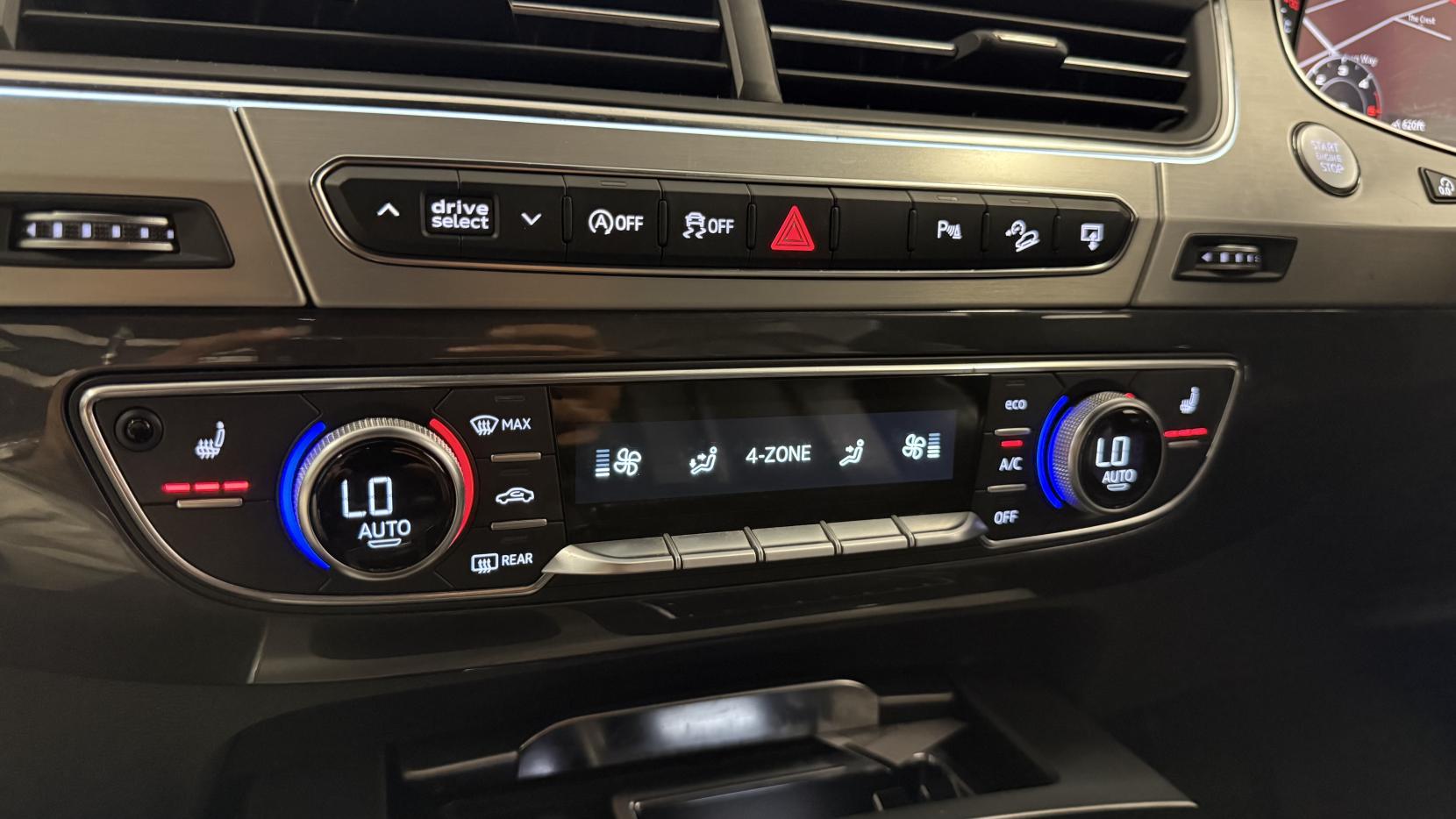 Audi Q7 3.0 TDI V6 S line SUV 5dr Diesel Tiptronic quattro Euro 6 (s/s) (272 ps)
