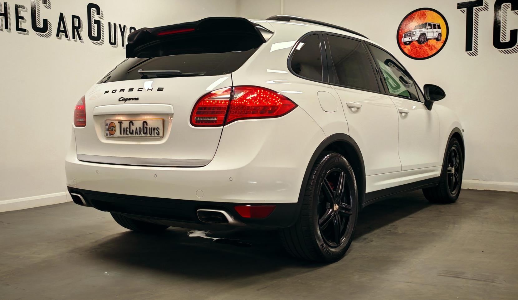 Porsche Cayenne 3.0 TD V6 SUV 5dr Diesel Tiptronic 4WD Euro 5 (s/s) (240 ps)