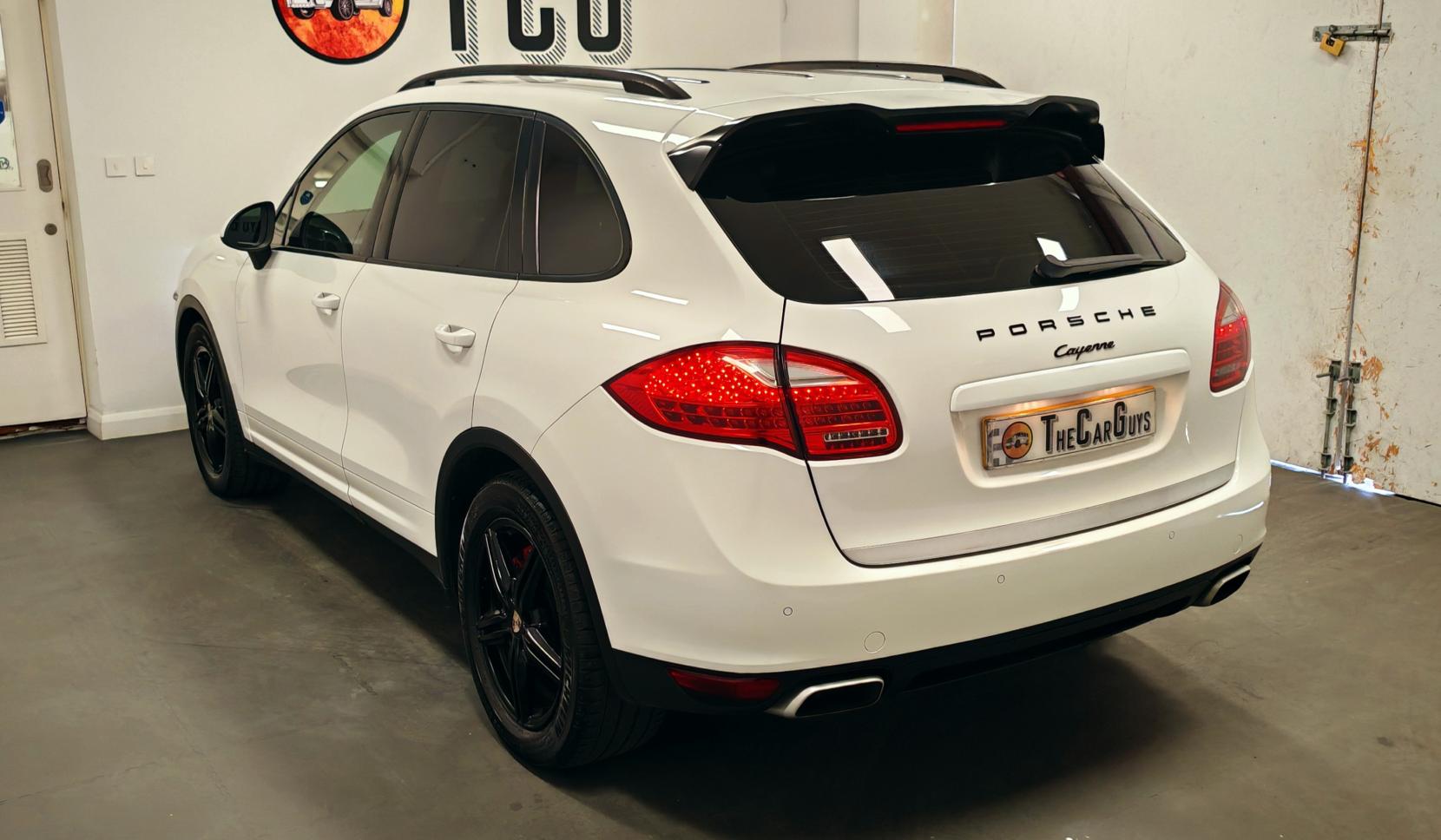 Porsche Cayenne 3.0 TD V6 SUV 5dr Diesel Tiptronic 4WD Euro 5 (s/s) (240 ps)