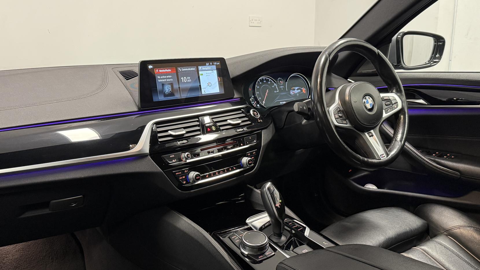 BMW 5 Series 3.0 540i M Sport Saloon 4dr Petrol Auto xDrive Euro 6 (s/s) (340 ps)